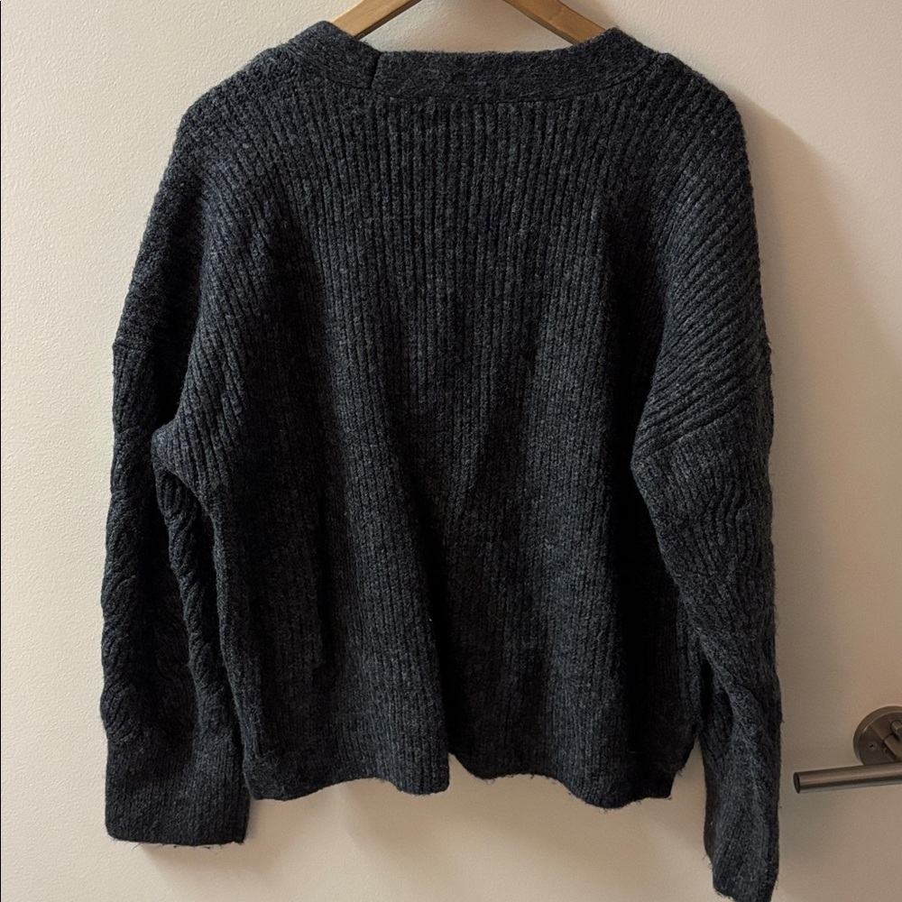 Abercrombie & Fitch Charcoal Cardigan - Picture 4 of 4